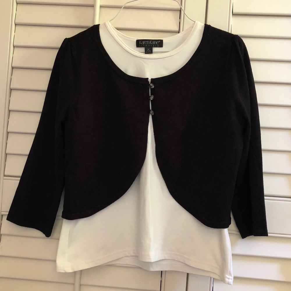 Black 3 button short cardigan like new!